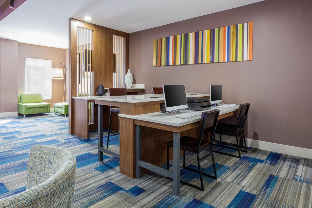 Holiday Inn Express & Suites Newport News, An Ihg Hotel Luaran gambar