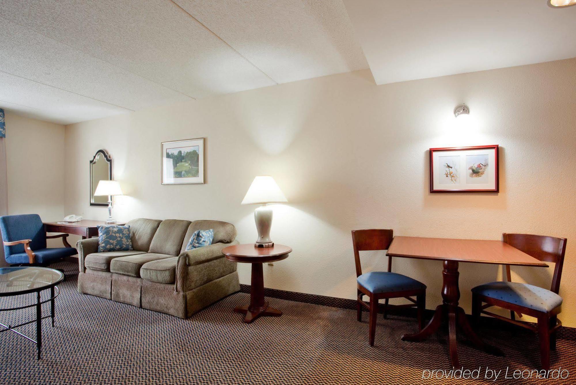 Holiday Inn Express & Suites Newport News, An Ihg Hotel Luaran gambar