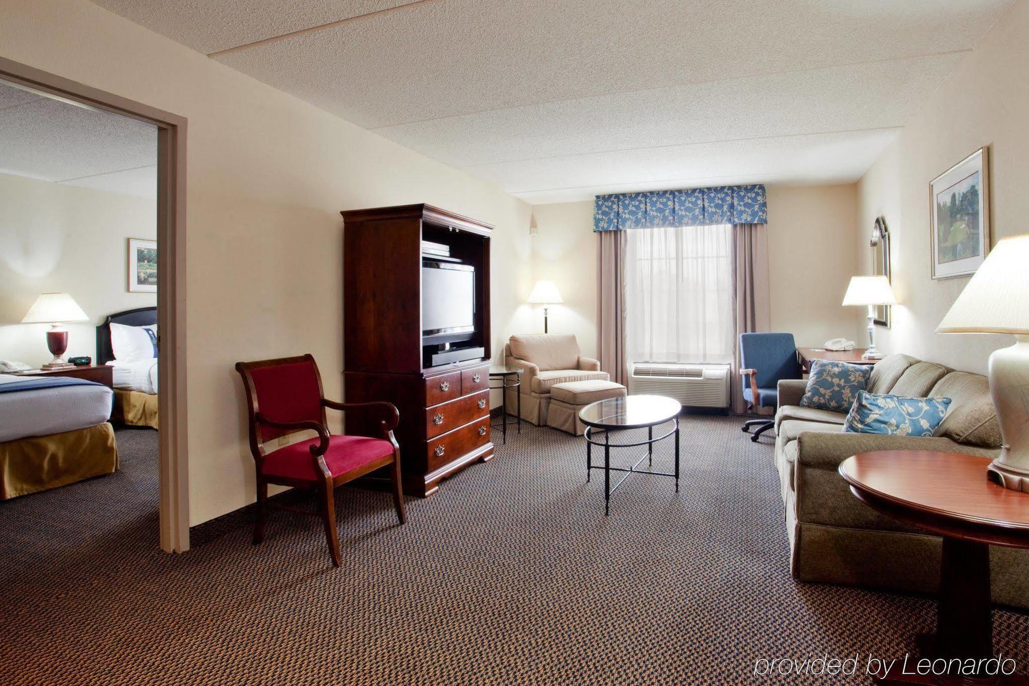 Holiday Inn Express & Suites Newport News, An Ihg Hotel Luaran gambar